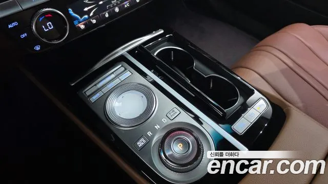 Genesis G80 RG3 — Фото автомобиля 12