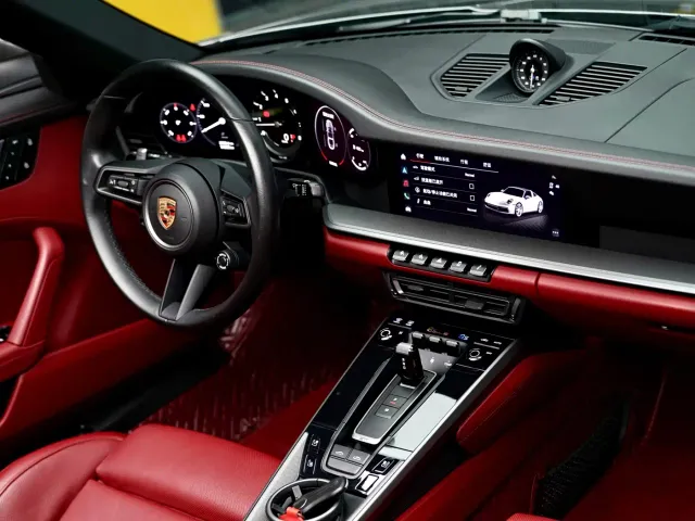 Porsche 911 — Фото автомобиля 7