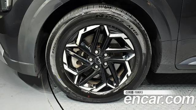 Kia Carnival 4th Gen — Фото автомобиля 5