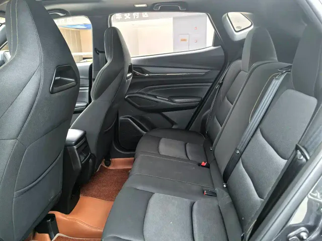 Changan X5 Plus — Фото автомобиля 7
