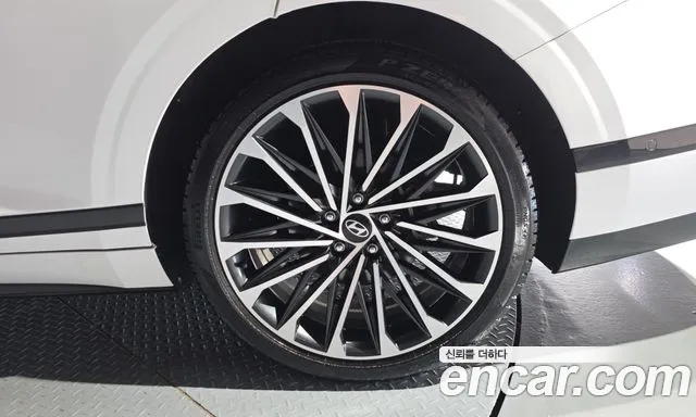 Hyundai Grandeur GN7 — Фото автомобиля 6