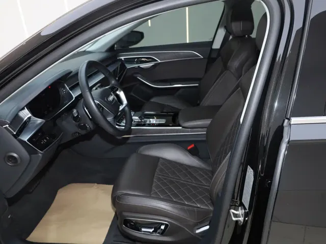 Audi A8 — Фото автомобиля 19