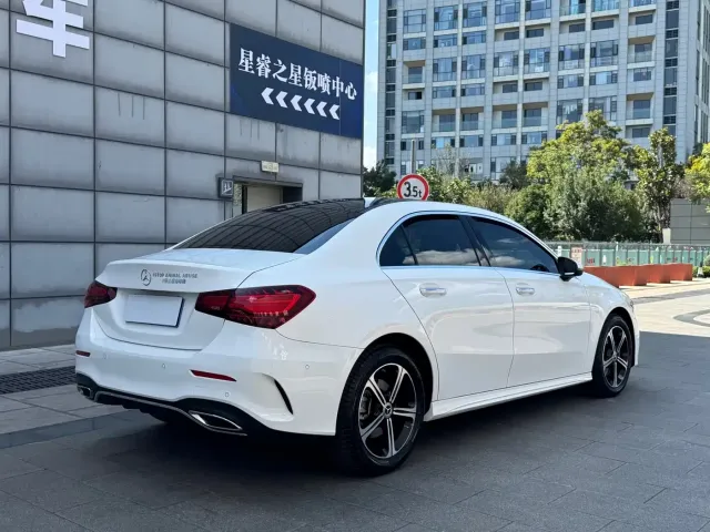 Mercedes-Benz A-Class — Фото автомобиля 14