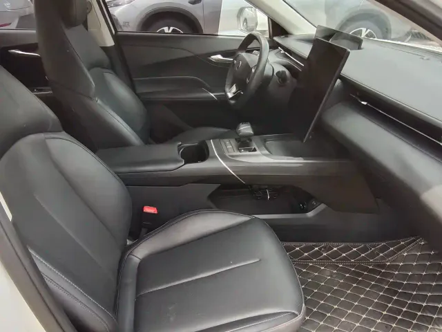 Changan Eado — Фото автомобиля 5