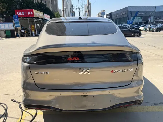 IM Motors LS6 — Фото автомобиля 8