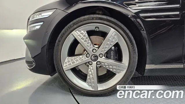 Genesis G80 Бензин 3.5 турбо AWD — Фото автомобиля 4