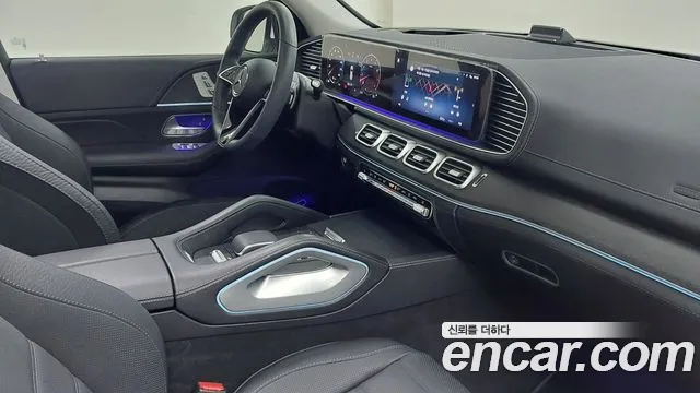 Mercedes-Benz GLE-Class — Фото автомобиля 13