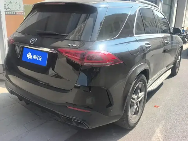 Mercedes-Benz GLE-Class — Фото автомобиля 3