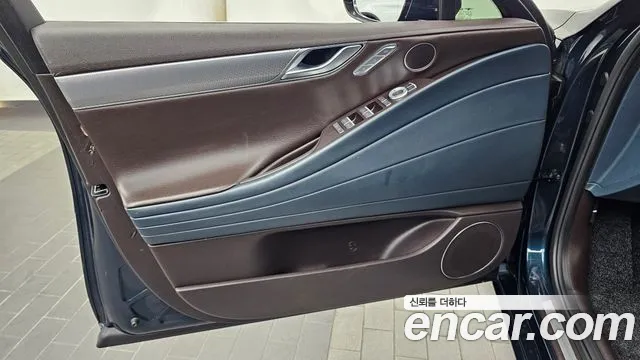 Genesis G80 Бензин 3.5 турбо AWD — Фото автомобиля 23