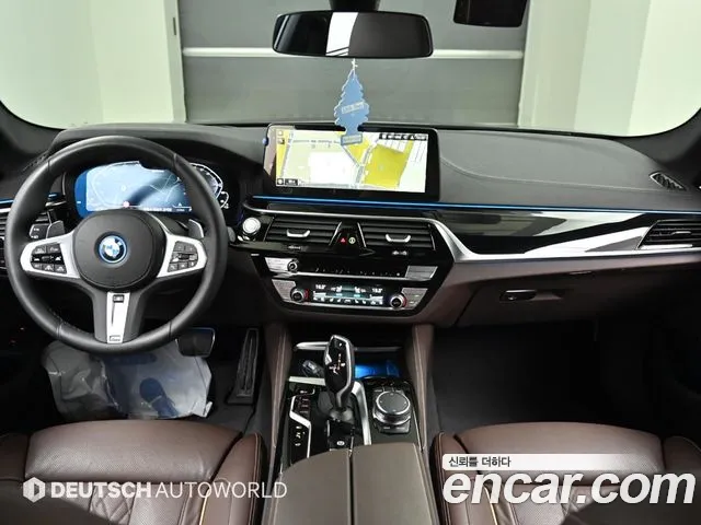 BMW 5-Series 5 серия (G30) — Фото автомобиля 7