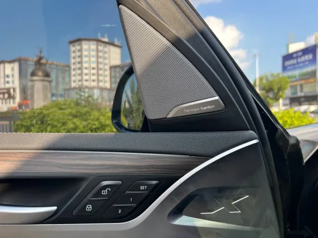 BMW X3 — Фото автомобиля 16