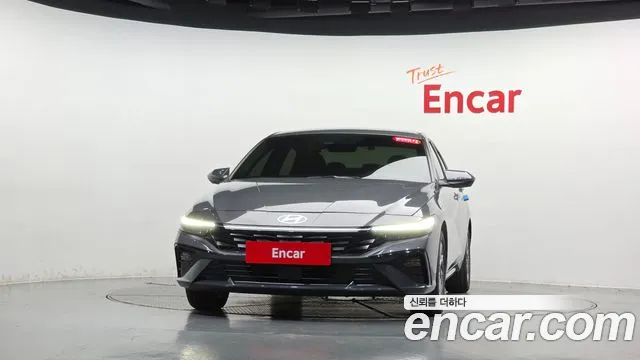Hyundai Avante CN7 — Фото автомобиля 3