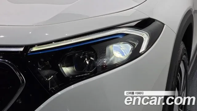 Mercedes-Benz EQB X243 — Фото автомобиля 7