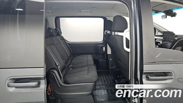Hyundai Staria Staria Tourer 11 мест — Фото автомобиля 9