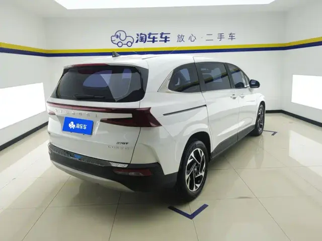 Hyundai Custo — Фото автомобиля 3