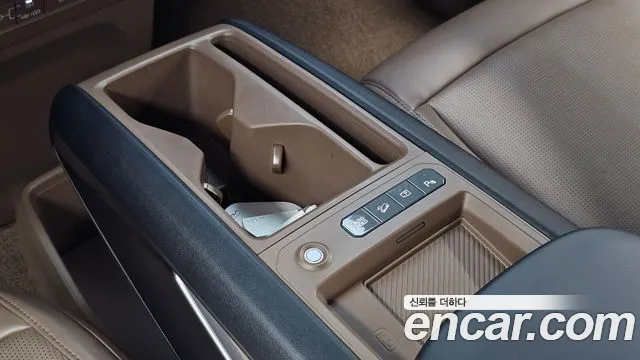 Kia EV9 — Фото автомобиля 29