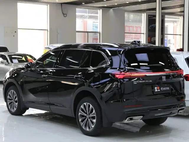 Buick Envision Plus — Фото автомобиля 19