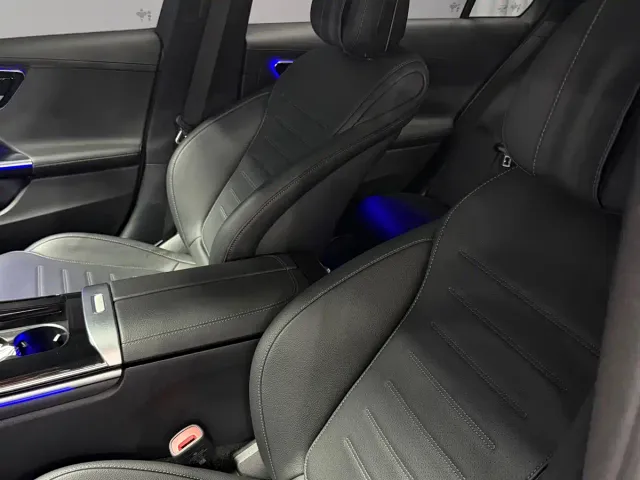Mercedes-Benz C-Class — Фото автомобиля 15