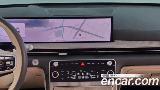 Genesis GV80 — Фото автомобиля 19