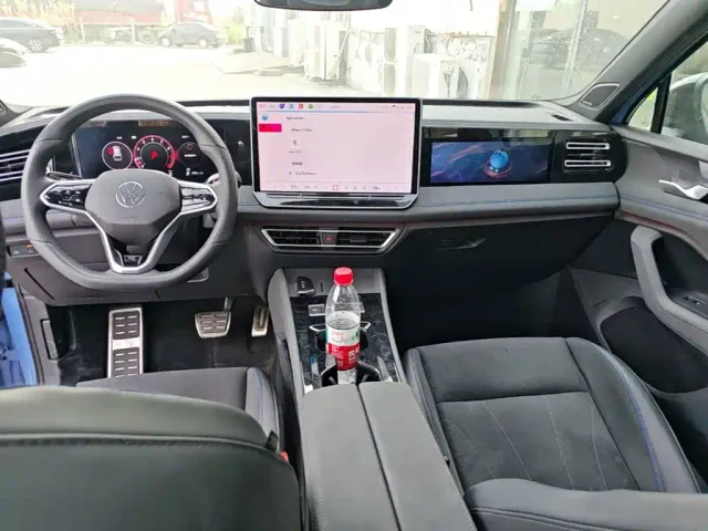 Volkswagen Tiguan L — Фото автомобиля 9