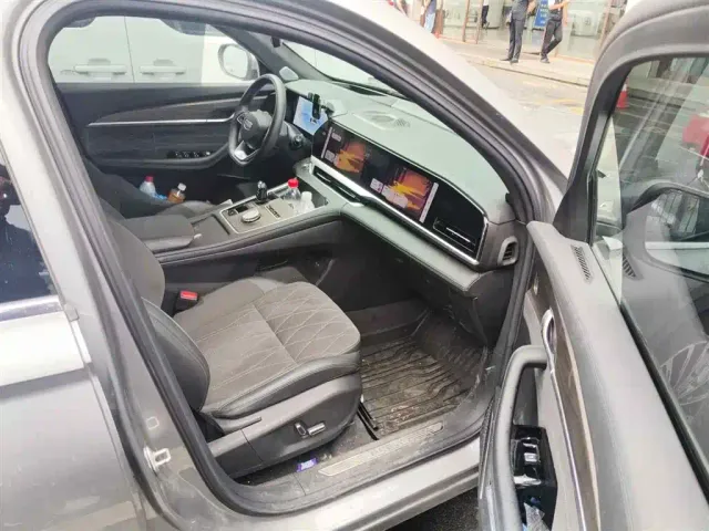 Geely Xingyue L — Фото автомобиля 12