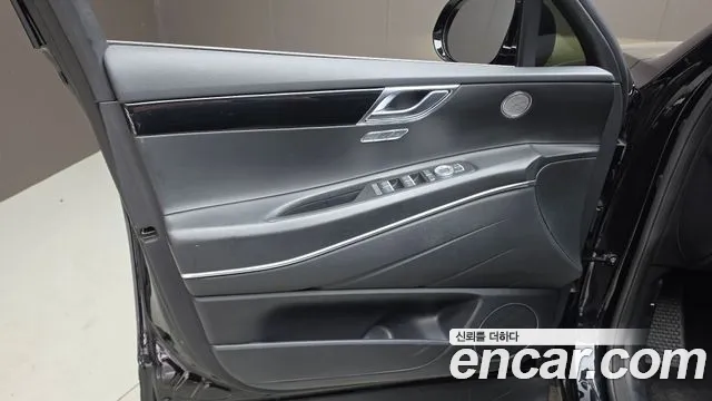 Genesis GV80 — Фото автомобиля 13