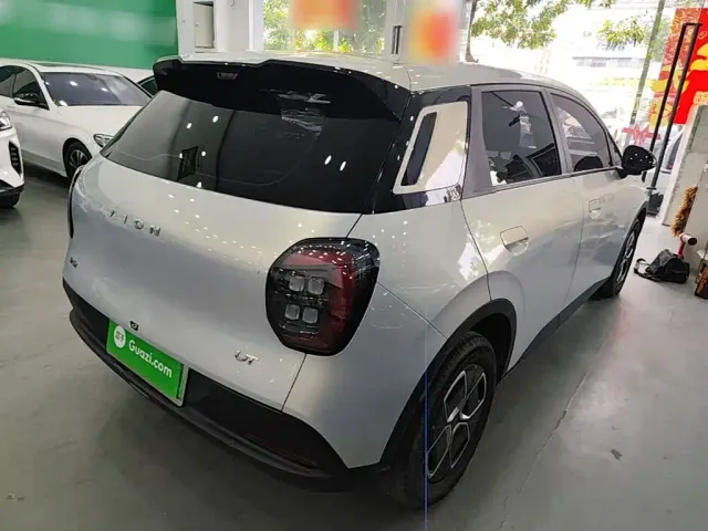 GAC Aion UT — Фото автомобиля 6