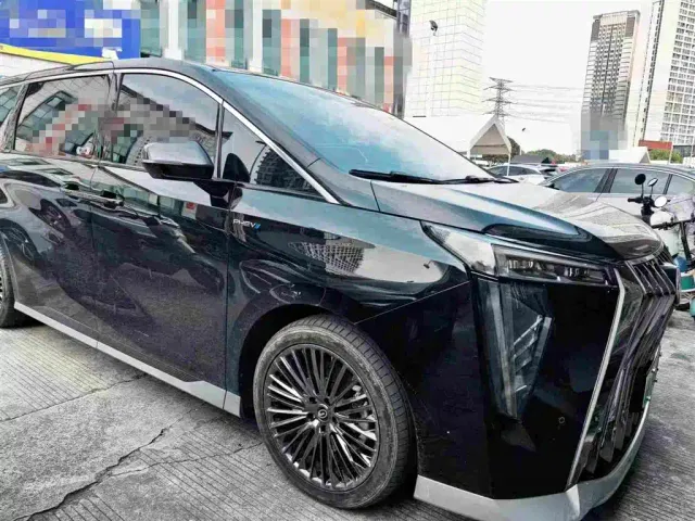 GAC Trumpchi E9 — Фото автомобиля 4