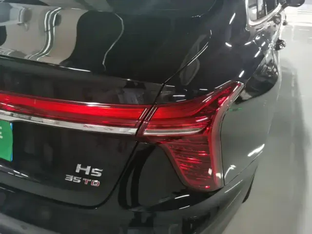 Hongqi H5 — Фото автомобиля 7