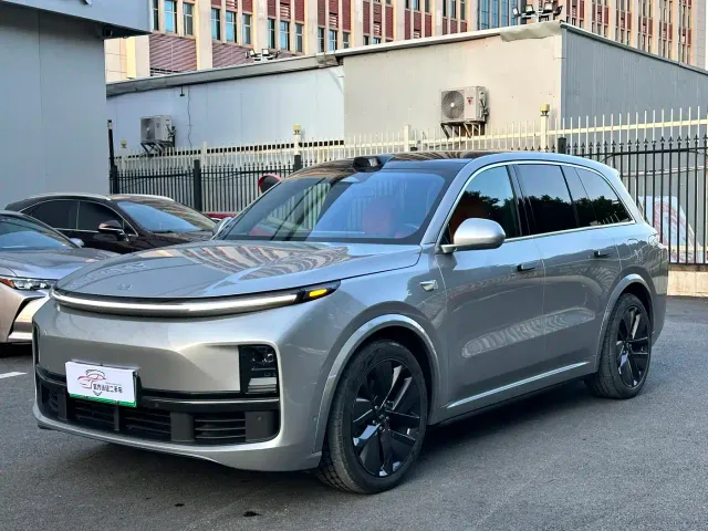 Фотография автомобиля — Li Auto L8