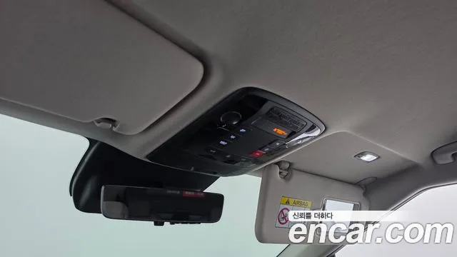 Kia Carnival 4th Gen — Фото автомобиля 24