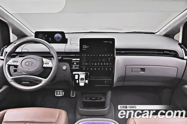 Hyundai Staria Staria 4WD Lounge 9 мест — Фото автомобиля 7