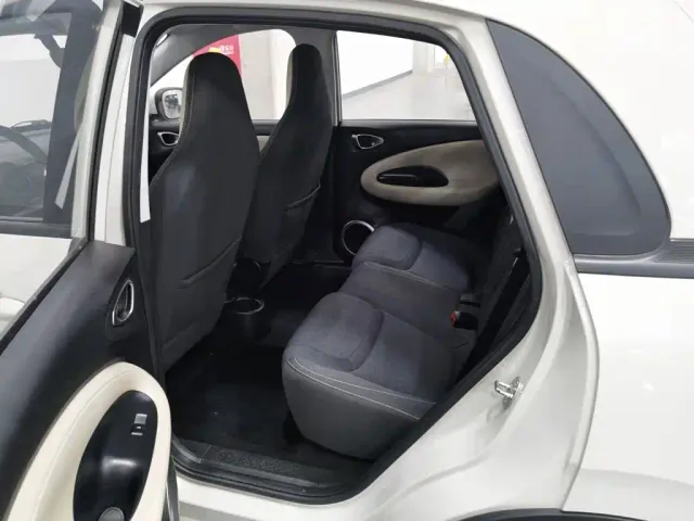Wuling Bingo — Фото автомобиля 15