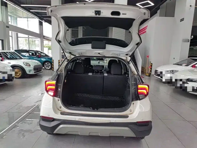 Toyota YARiS L Zhi Xuan — Фото автомобиля 18