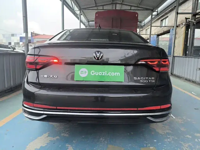 Volkswagen Sagitar — Фото автомобиля 5