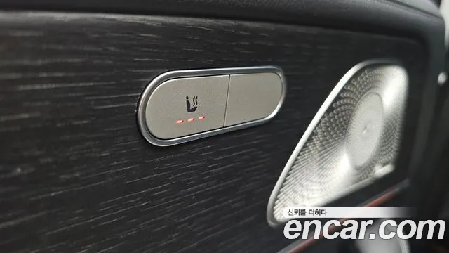 Mercedes-Benz GLE-Class — Фото автомобиля 17