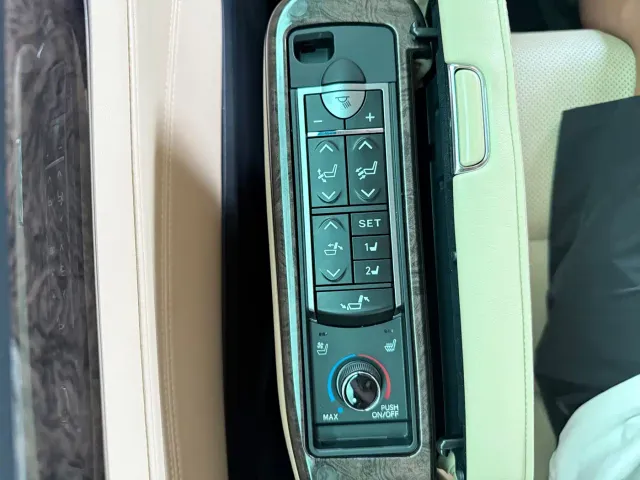 Toyota Alphard — Фото автомобиля 18