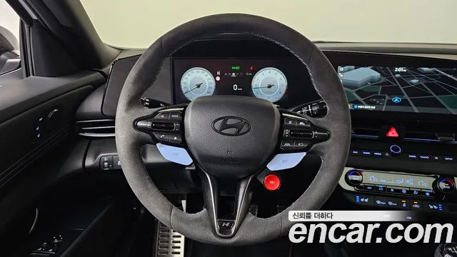 Hyundai Avante CN7 — Фото автомобиля 11