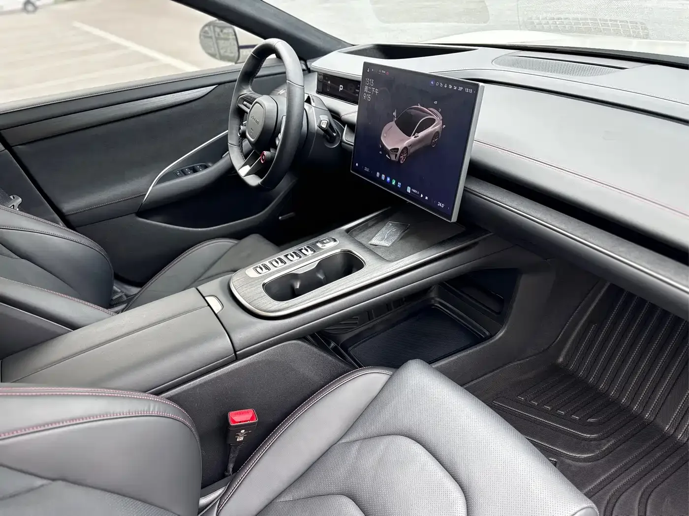 Xiaomi Auto Xiaomi SU7 2024 AWD Extended Range Advanced Smart Driving Max Edition — Фото автомобиля 10