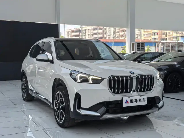 BMW X1 — Фото автомобиля 3