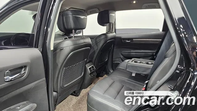 Renault-KoreaSamsung QM6 Новый QM6 2.0 LPe Première 2WD — Фото автомобиля 11