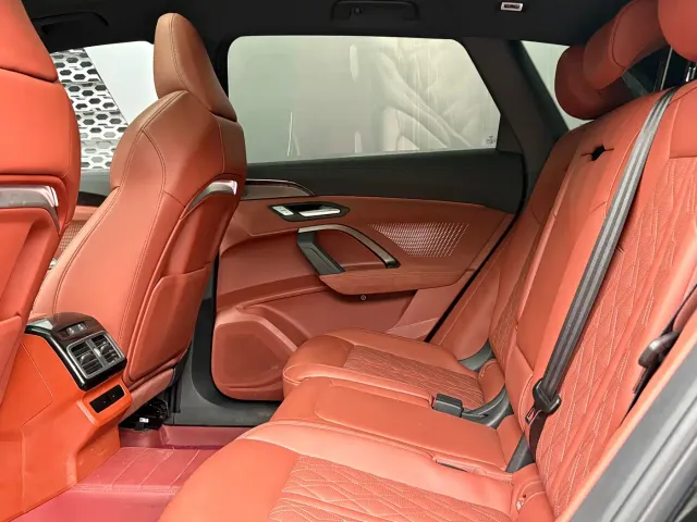 Audi Q5L — Фото автомобиля 8