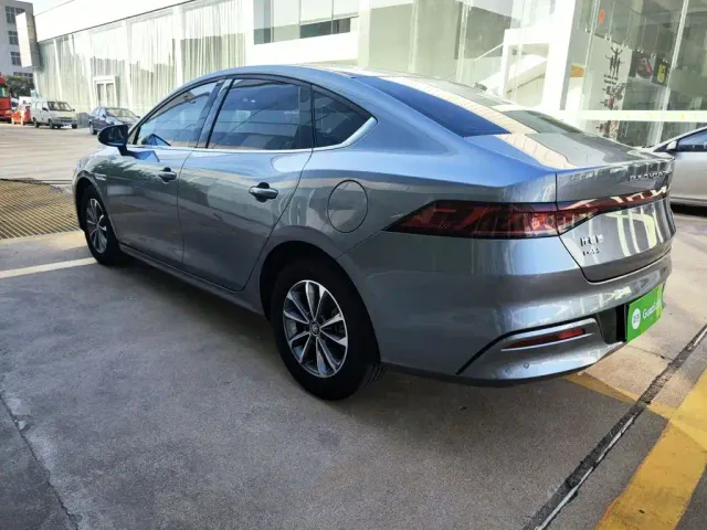 BYD Qin PLUS — Фото автомобиля 4