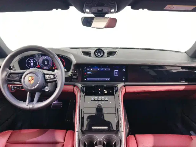 Porsche Panamera — Фото автомобиля 10