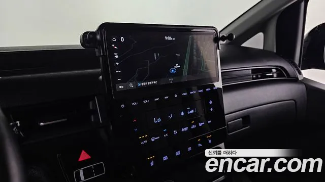 Hyundai Staria Staria — Фото автомобиля 16