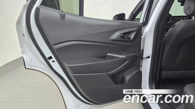 ChevroletGMDaewoo Trax Trax Кроссовер — Фото автомобиля 24