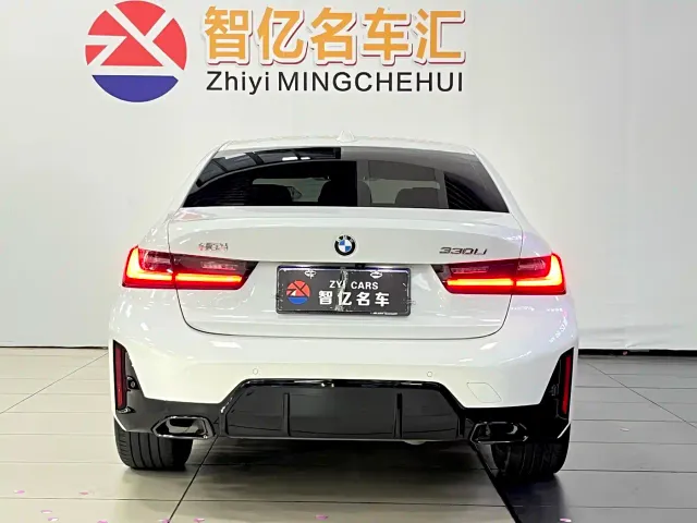 BMW 3 Series — Фото автомобиля 12
