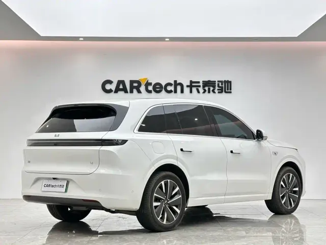 Li Auto L6 — Фото автомобиля 5