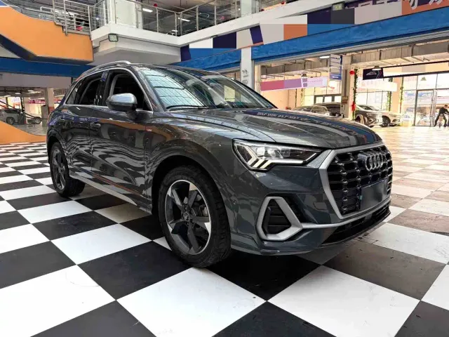 Audi Q3 — Фото автомобиля 3