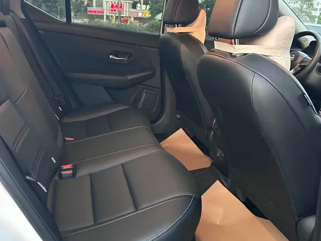 Nissan Sylphy — Фото автомобиля 10